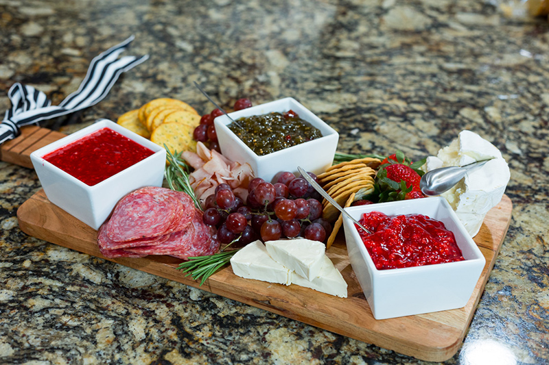 Easy Summer Charcuterie Board